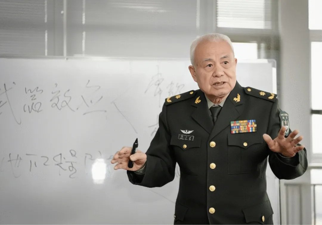 中国武器专家，铸造国防力量的卓越先锋，中国武器专家，国防力量的铸造先锋