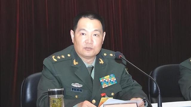 祁发宝，新疆军区副司令员的使命与担当，祁发宝，新疆军区副司令员的使命担当