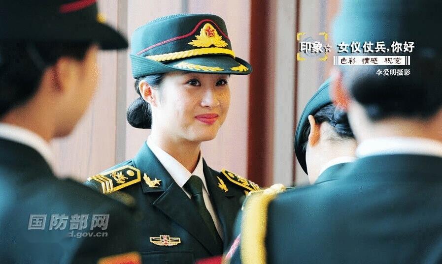 中国人民解放军女兵图片大全，展现力量与荣耀，中国人民解放军女兵图片展示，力量与荣耀的彰显