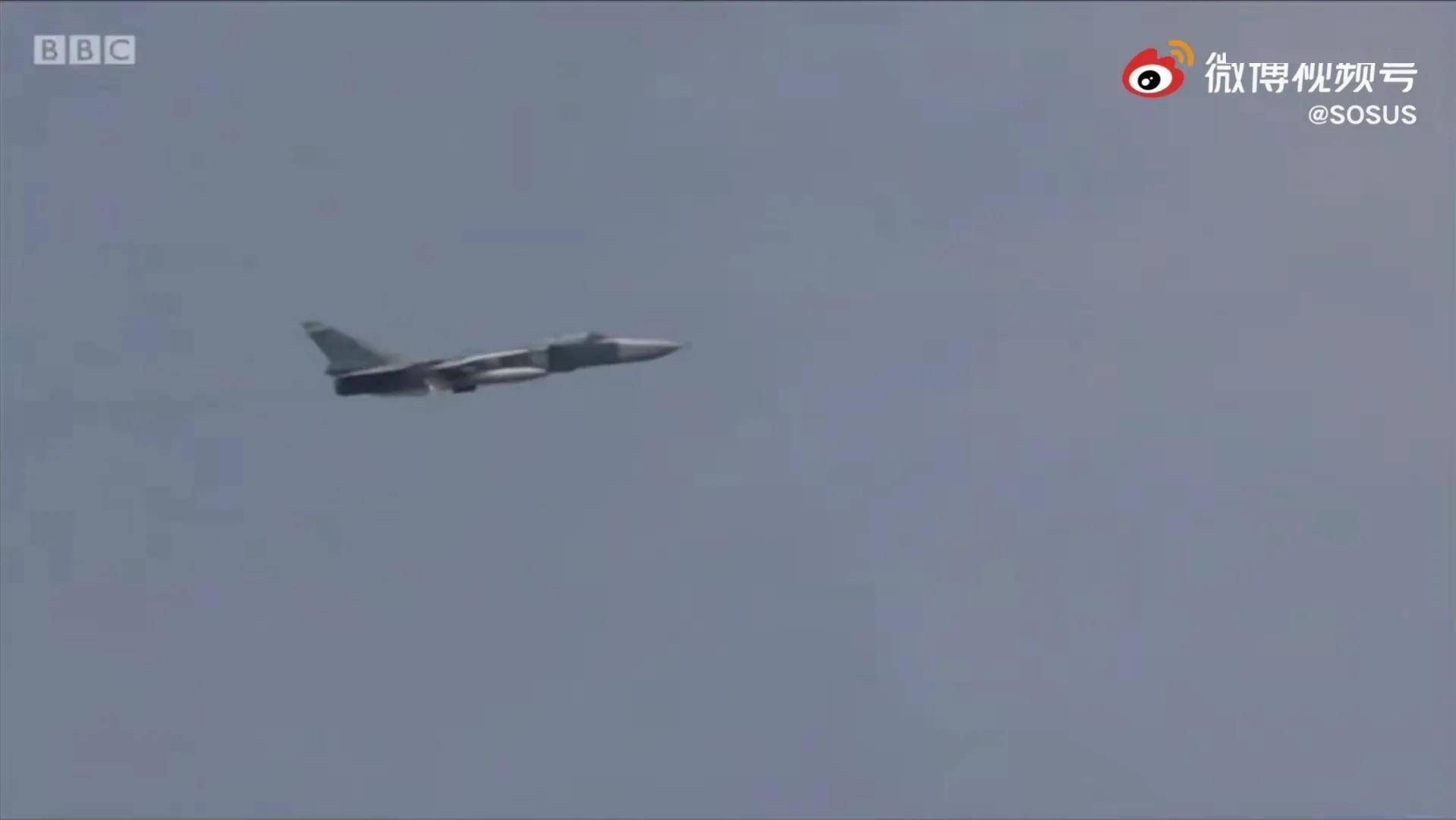 歼-16战机投弹视频,展现中国空军力量的震撼瞬间,歼-16战机投弹瞬间,中国空军力量的震撼展现