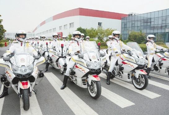 国宾护卫车,传统与现代的完美结合,国宾护卫车,传统与现代的完美交融