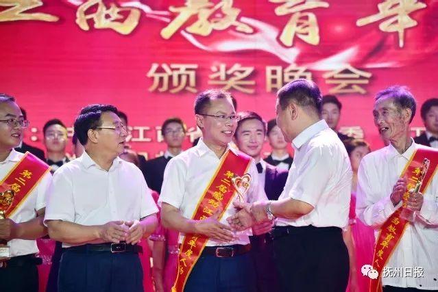 大学国防教育的价值与意义,一项超过2000字的深度探讨,深度探讨大学国防教育的价值与意义