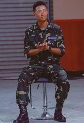 刘金沂与何捷,两位杰出人物的闪耀时刻,刘金沂与何捷,杰出人物的辉煌瞬间