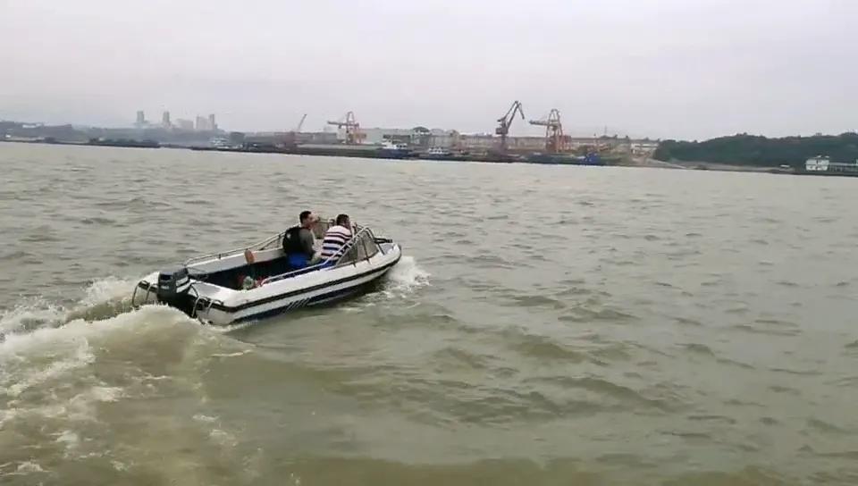 万吨货船的价格及其相关因素探讨,万吨货船价格及相关因素深度探讨