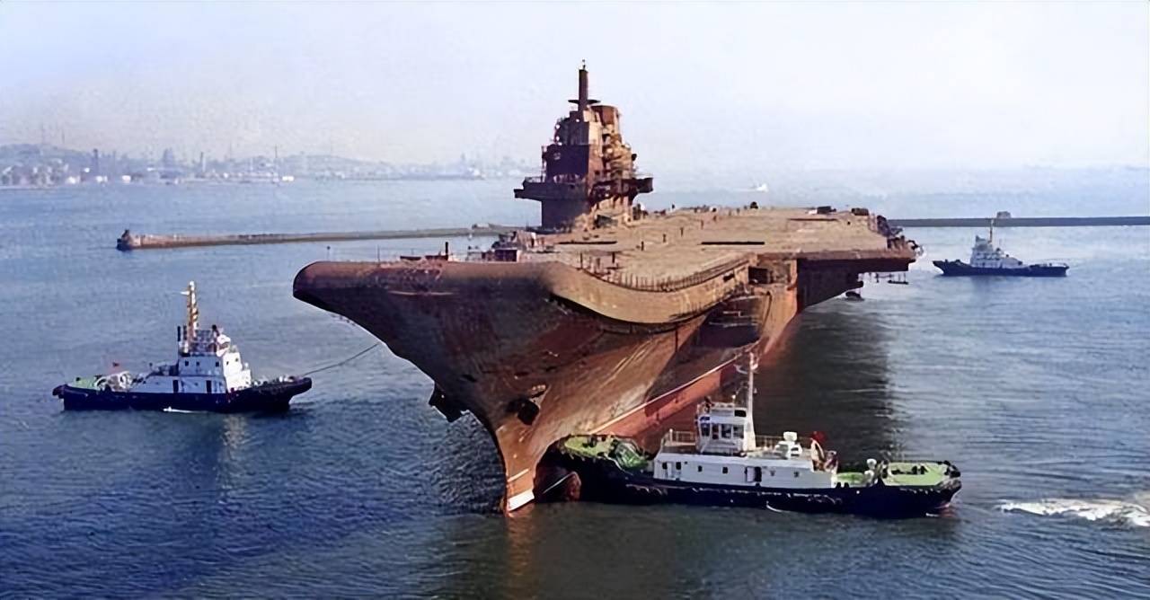 瓦良格号土耳其事件始末,揭秘事件年份及其深远影响,瓦良格号土耳其事件始末揭秘,事件年份与深远影响探究