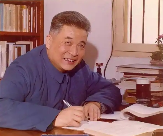 邓稼先父亲,邓家贤的人生与影响,邓家贤,邓稼先之父的人生轨迹与影响