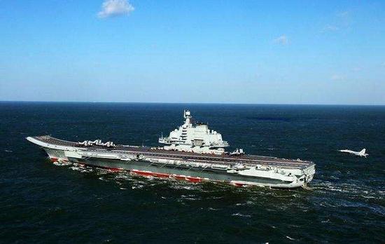 辽宁号航空母舰，国产巨舰的崛起，辽宁号航空母舰，国产巨舰的辉煌崛起之路