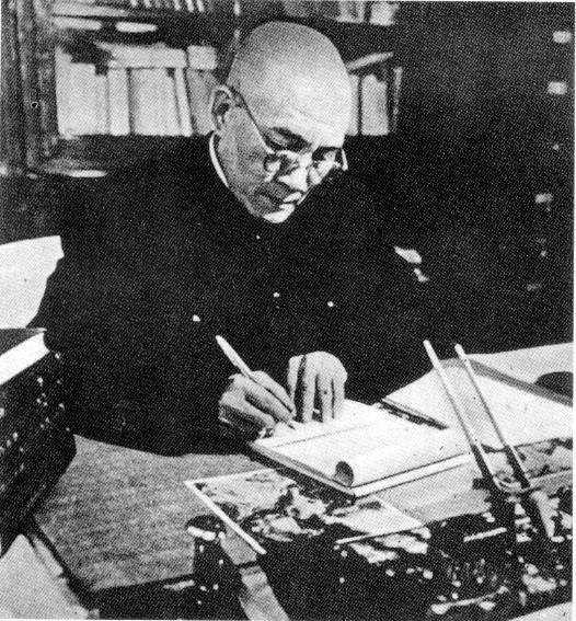 李作战参谋长的官职地位与职责解析，李作战参谋长的官职地位及职责解析